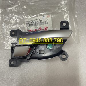 Tay cửa trong Santafe 2020