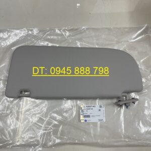 Chắn nắng trong xe Colorado