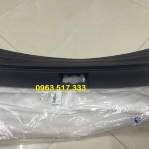 Ốp cửa hậu Hyundai Kona