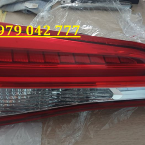 Đèn hậu mảnh trong Vios 2019