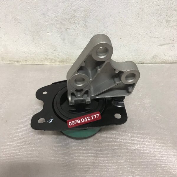 chan-may-duoi-hop-so-captiva Chân đuôi hộp số Chevrolet Captiva