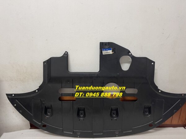 chan-bun-gam-hyundai-elantra-2020 Chắn gầm máy Elantra 2020