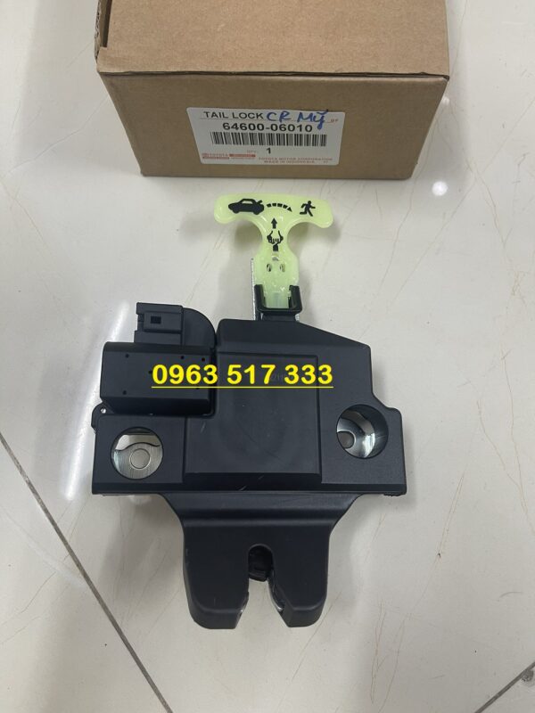 Khóa cốp sau Camry xuất mỹ