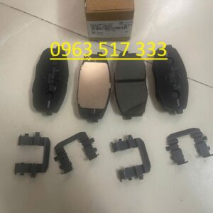 Má phanh trước xe Kona