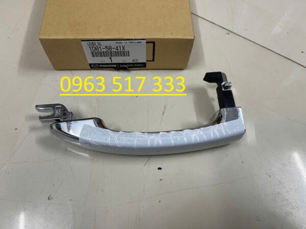 Tay mở cửa ngoài Ford Ranger